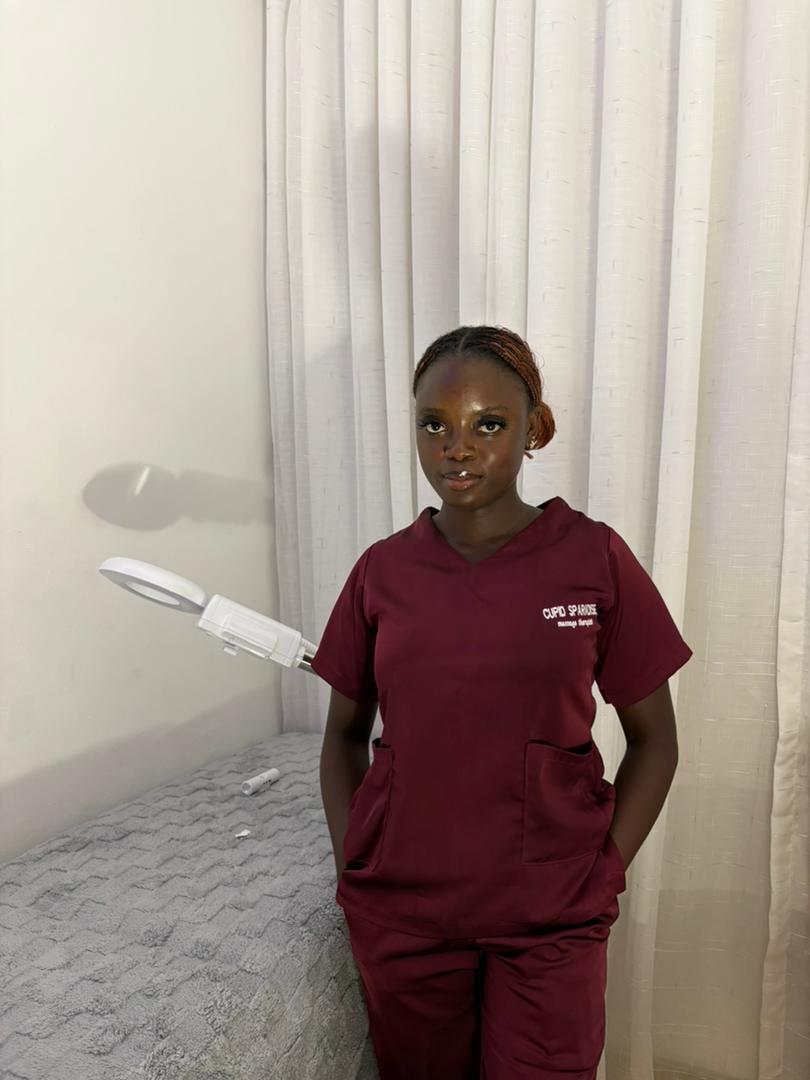 Cupid Sparadise massage therapist in the treatment room